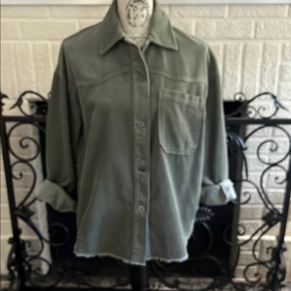 ZARA Green Button-Up Shirt/jacket